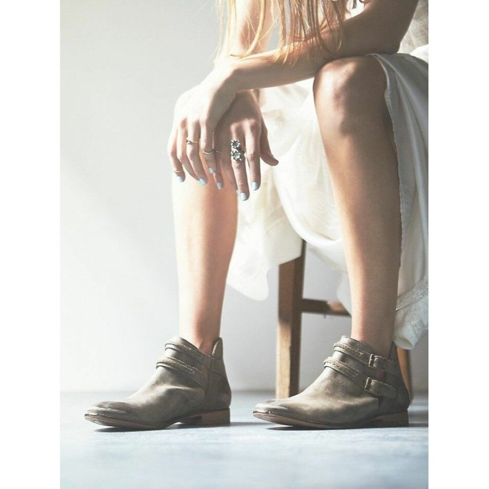 Free People Braeburn Distressed Gray Leather Cut Out Double Strap Ankle Boots 36